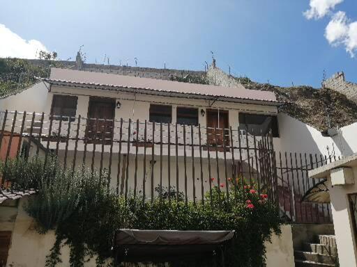 Fakali Homestay Кито Экстерьер фото